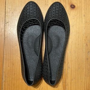 Okabashi Black Rubber Flats Size 9
